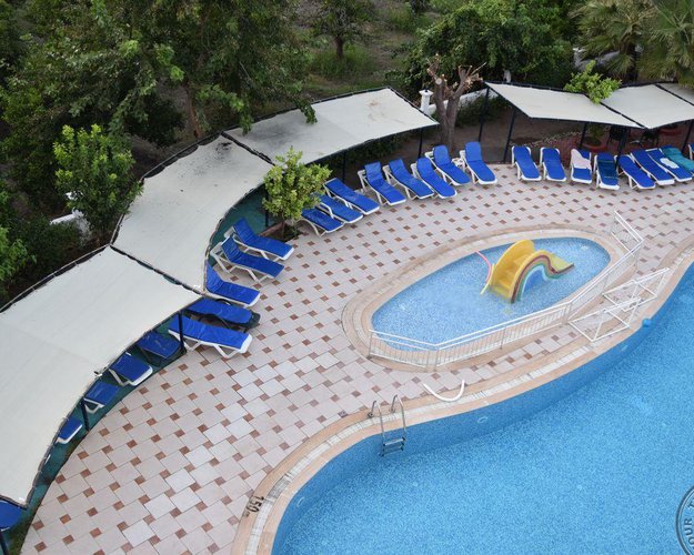 ARES BLUE HOTEL