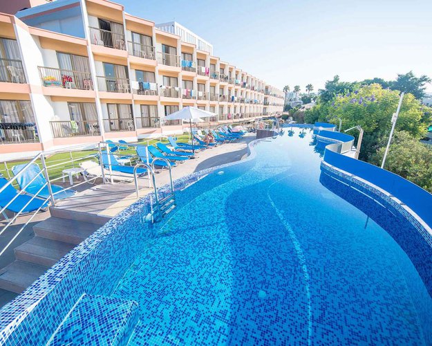 Avlida Hotel