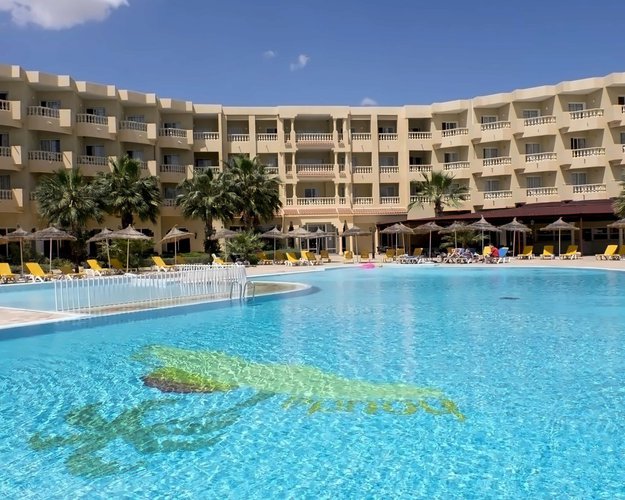 Houda Yasmine Hammamet
