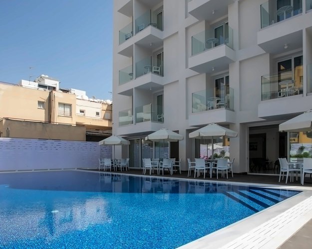 Best Western Plus Larco Hotel